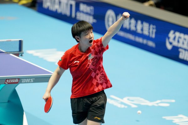孙颖莎独得2分!中国女团逆转日本，世乒赛团体赛七连冠