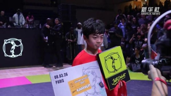 中国小孩哥国风街舞征服世界 闪耀巴黎舞台