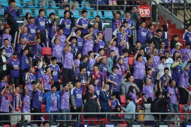 直击东北超：延边vs哈尔滨 冰城远征全力出击