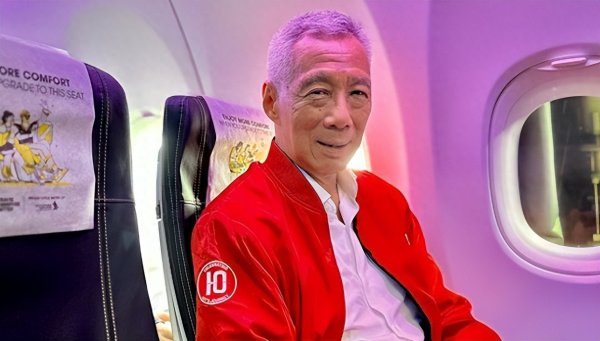 李显龙强调跟中国在商言商就行, 中国新加坡不是“共同族群”