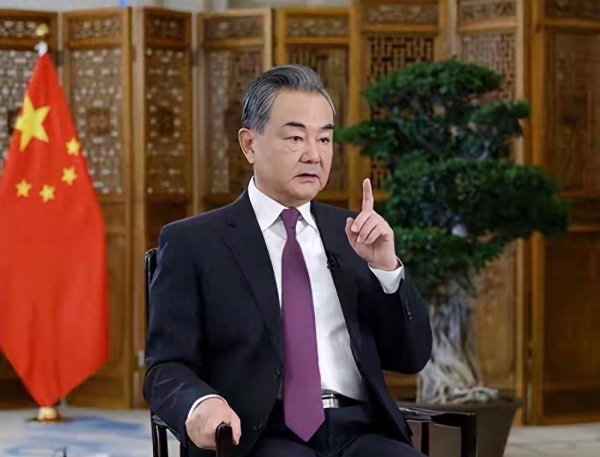 中美这通电话不寻常, 中方等了1天才放出消息, 美国至今还在沉默